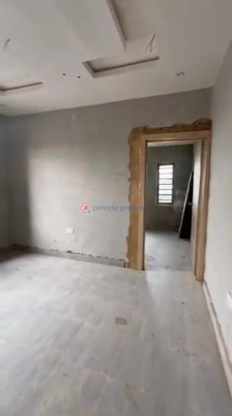 1 bedroom Mini Flat For Rent Off Pedro Road Gbagada Phase 1 Lagos - 1