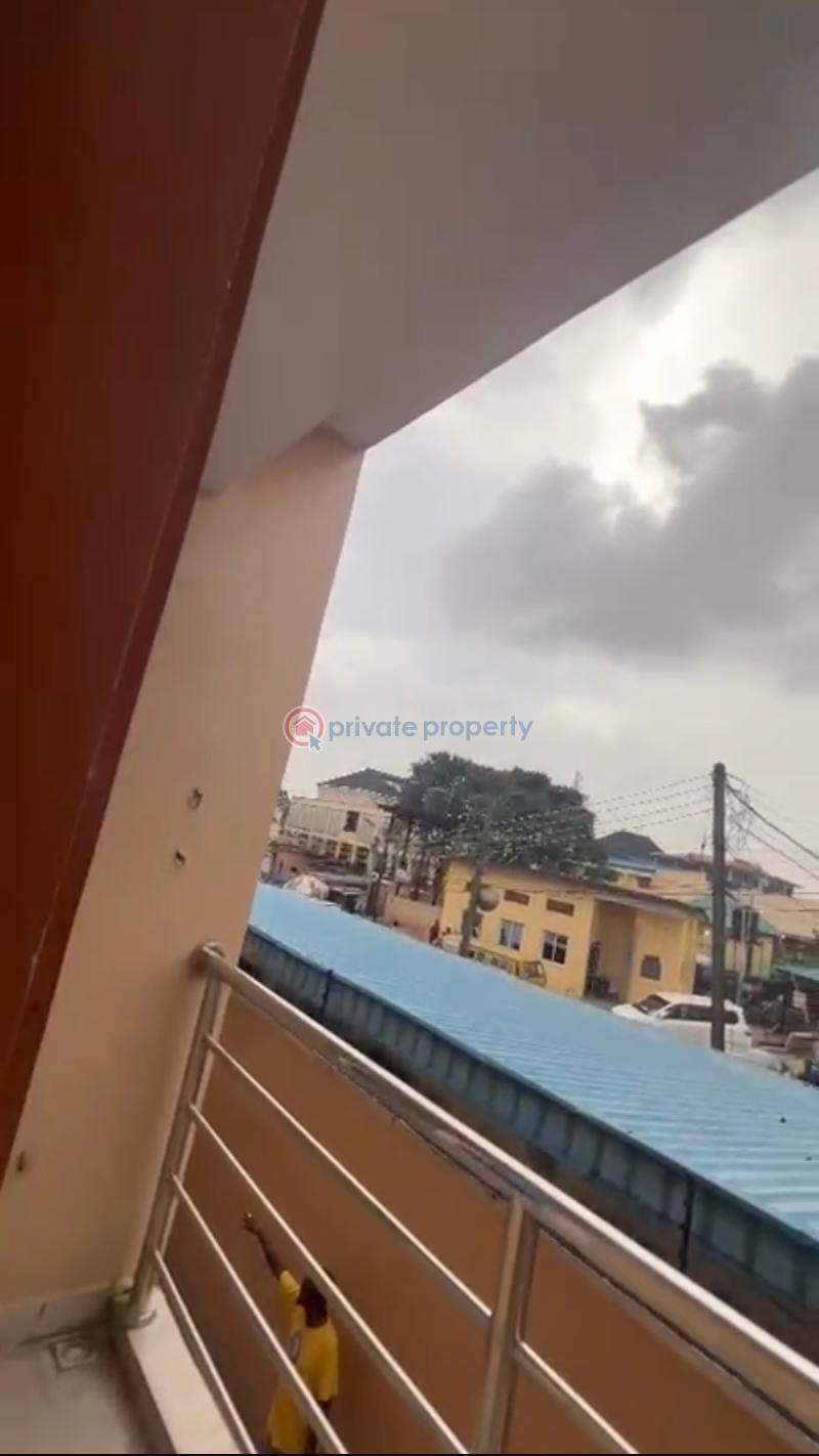 Self Contain For Rent Yaba Lagos - 2