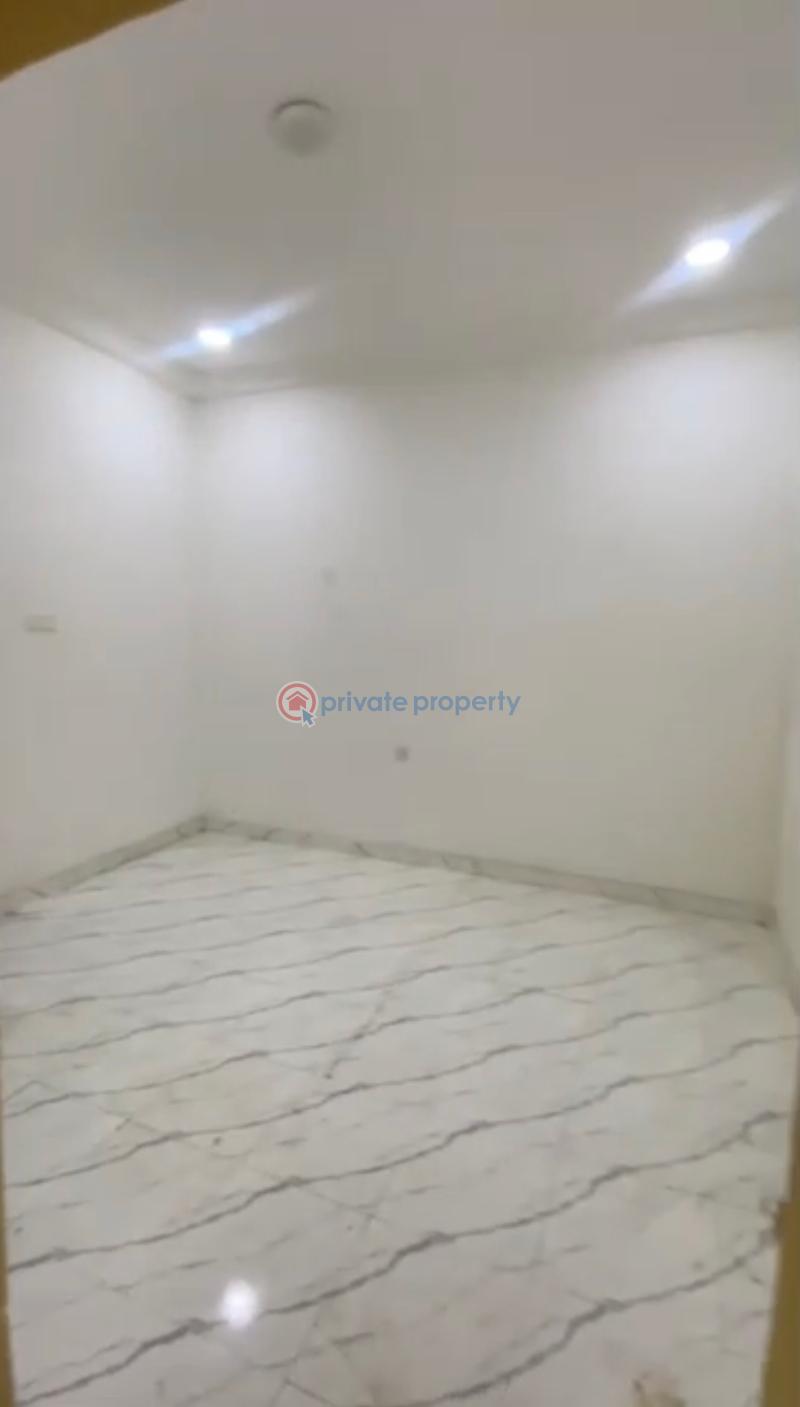 Self Contain For Rent Off Pedro Close To Charly Boy Gbagada Phase 1 Lagos - 2