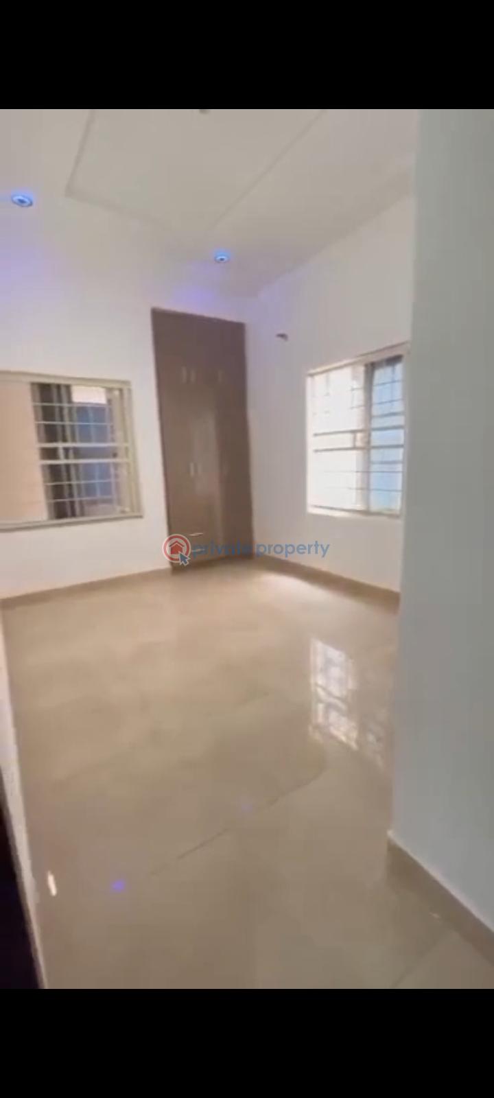 2 bedroom Block Of Flats For Rent Gilmore Jahi Abuja Phase 2  - 4
