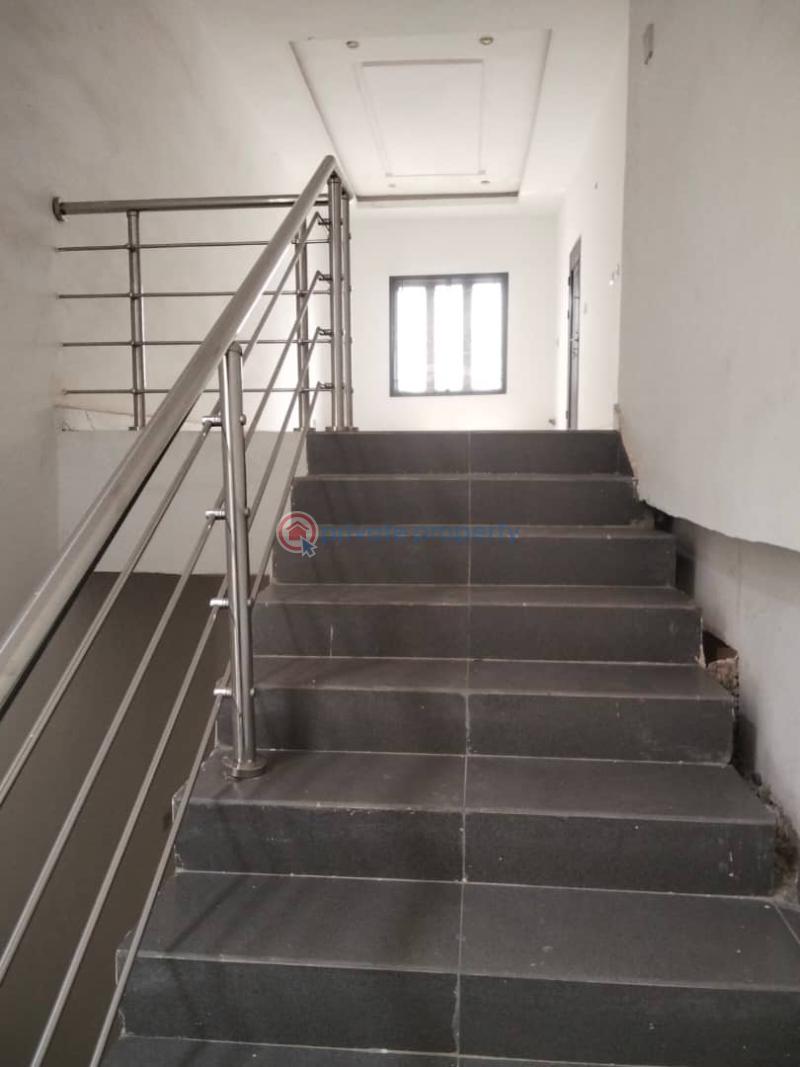4 bedroom Terrace For Sale Guzape Abuja Phase 1  - 7