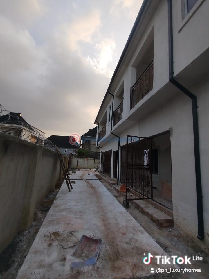 2 bedroom Block Of Flats For Rent Cedarwood Estate, Sars Road Rupkpokwu Port Harcourt Rivers - 0