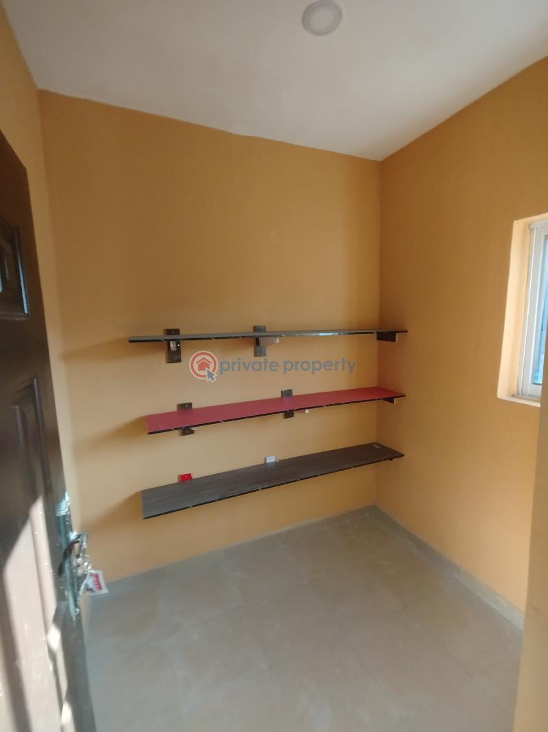 2 bedroom Block Of Flats For Rent County Garden Estate, Sars Road Port Harcourt Rivers - 9