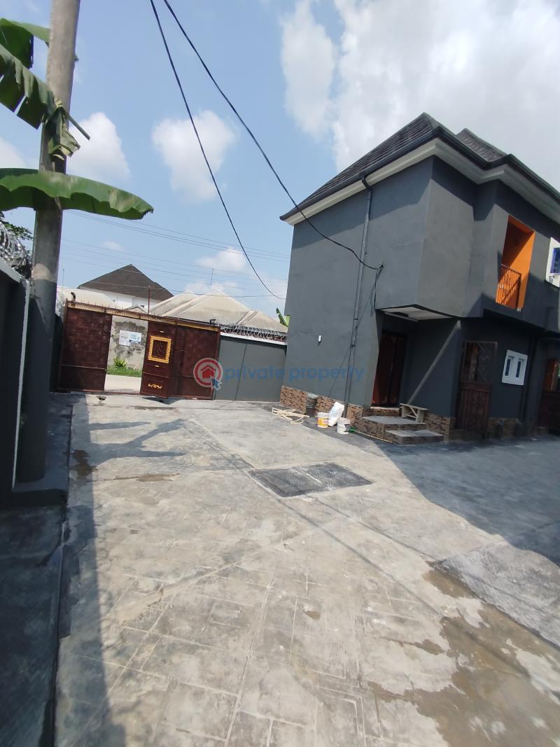 2 bedroom Block Of Flats For Rent Freedom Estate Rupkpokwu Port Harcourt Rivers - 1