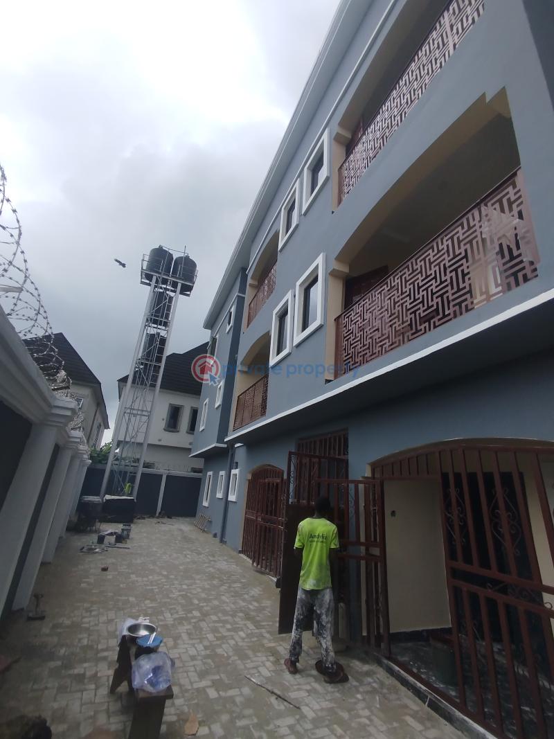 2 bedroom Block Of Flats For Rent Sars Road Rupkpokwu Port Harcourt Rivers - 1