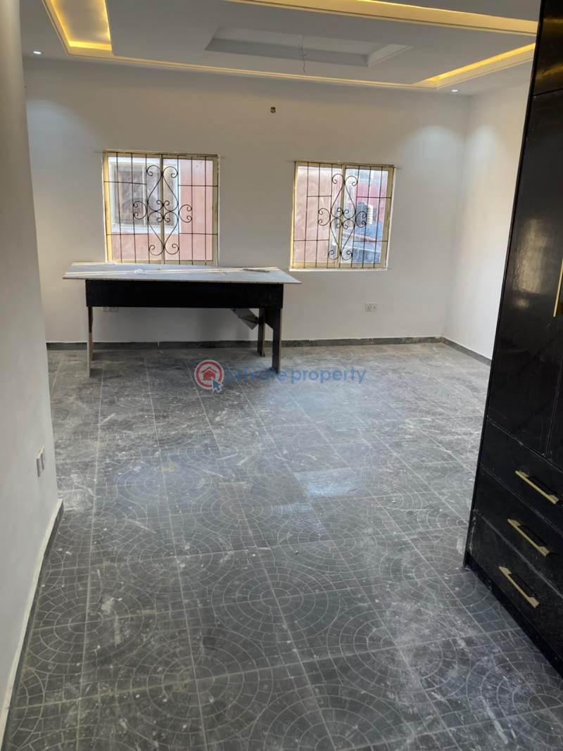 2 bedroom Flat & Apartment For Rent Acral Estate, Beside Railway Quarters/ Tejuosho / Nta Channel 10 Yaba Lagos - 5
