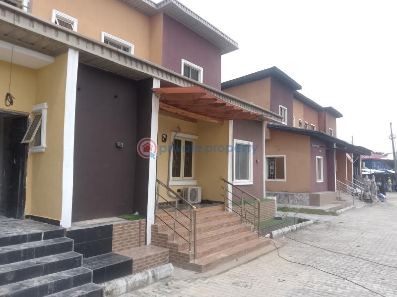 2 bedroom Flat & Apartment For Rent Acral Estate, Beside Railway Quarters/ Tejuosho / Nta Channel 10 Yaba Lagos - 1