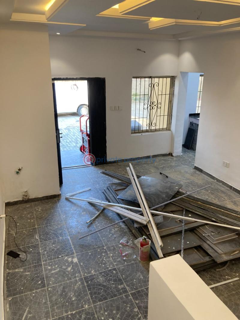 2 bedroom Flat & Apartment For Rent Acral Estate, Beside Railway Quarters/ Tejuosho / Nta Channel 10 Yaba Lagos - 4