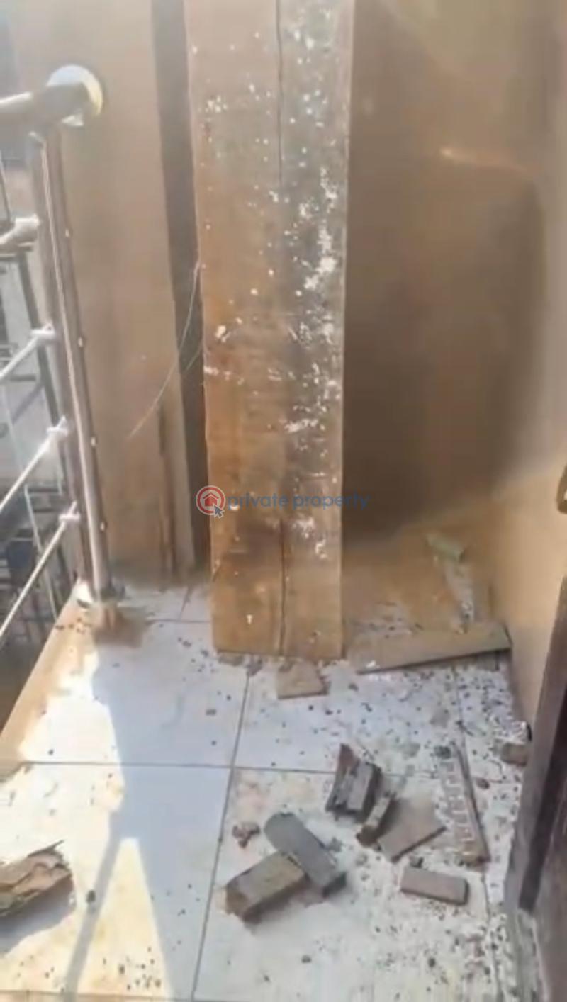 Studio Apartment For Rent Off Shipeolu Pedro Rd Gbagada Phase 1 Lagos - 1