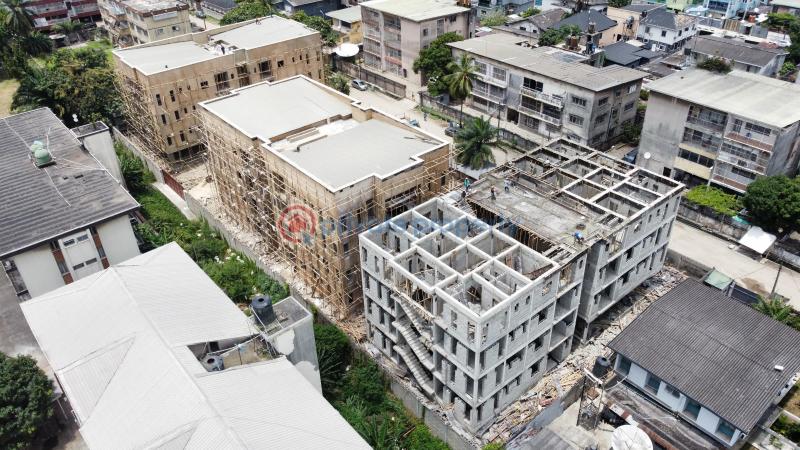 2 bedroom Block Of Flats For Sale Addy's Haven Apartment Pelewura Apapa Lagos - 2
