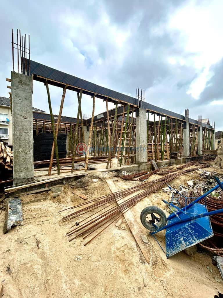 2 bedroom Shared Apartment For Sale Wakefield Apartments 21 Chief Collins Street Off Admiralty Way Lekki Phase 1 Lagos - 1