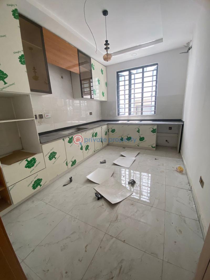 2 bedroom Block Of Flats For Sale Ikate Elegushi Lekki Lagos - 4