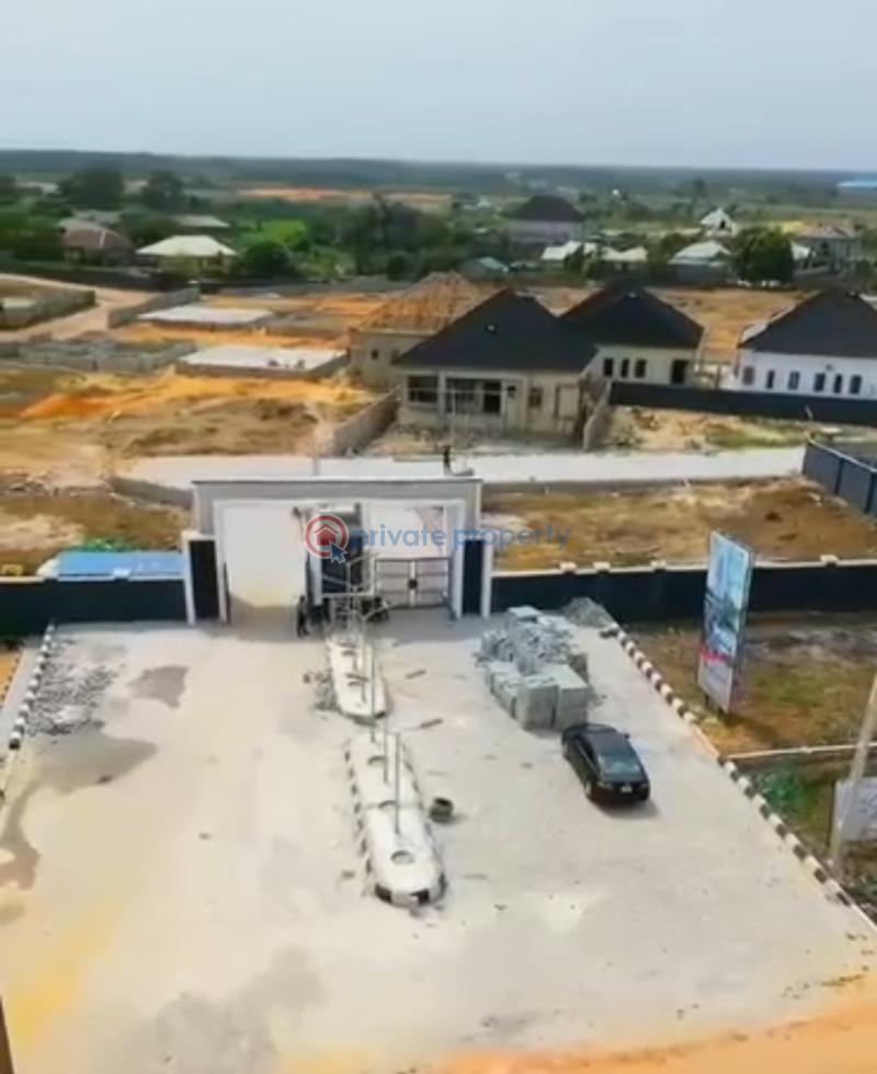 4 bedroom Detached Bungalow For Sale Solace City Bungalows Estate Phase 2 Elerengbe Eleran Igbe Ibeju-Lekki Lagos - 3