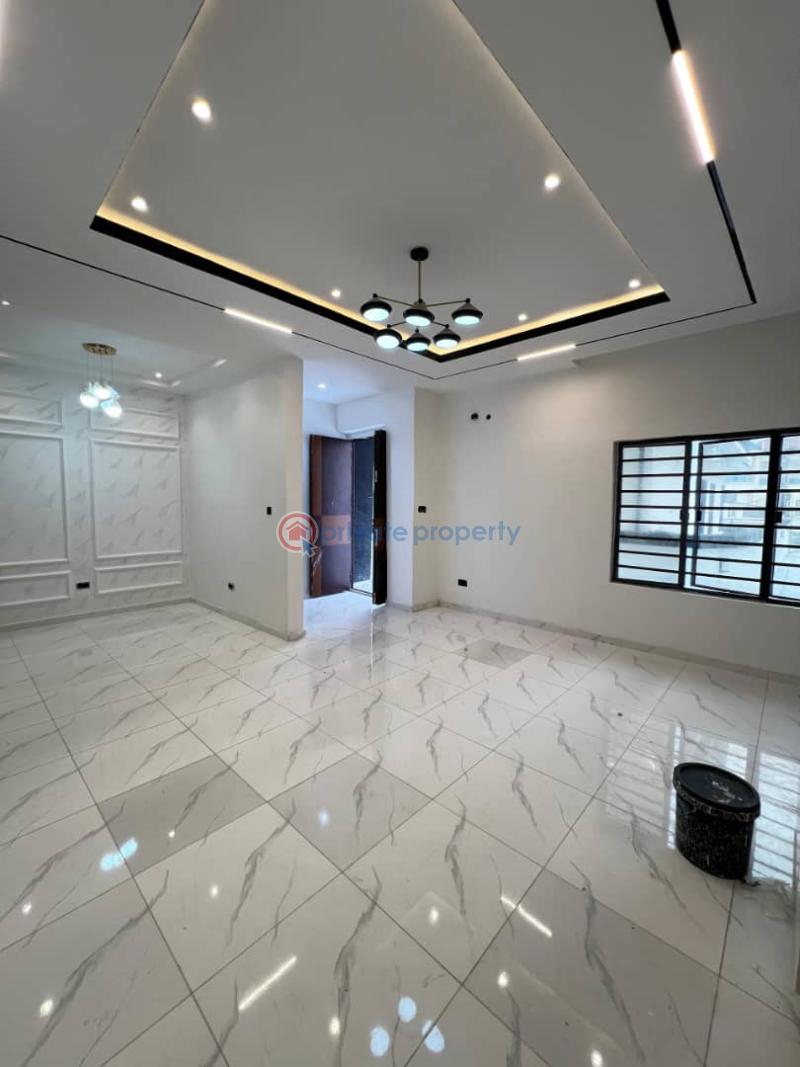 4 bedroom Semi detached Duplex For Sale Estate Lekki Lagos - 4