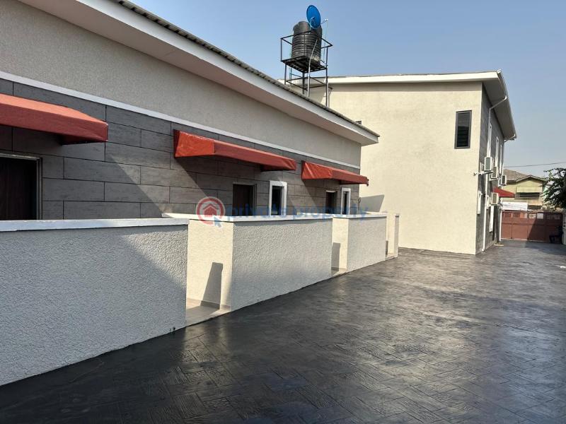 1 bedroom Mini Flat Short let Oweh Street, Jibowu Yaba Lagos - 9