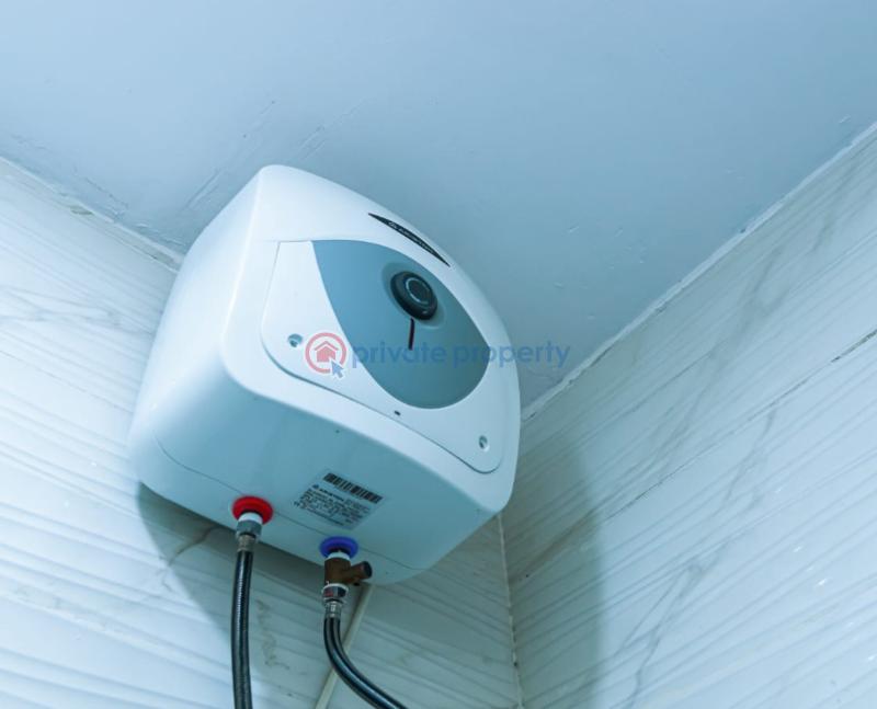 1 bedroom Commercial Property Short let Oremeta ,opebi Link Bridge Opebi Ikeja Lagos - 6