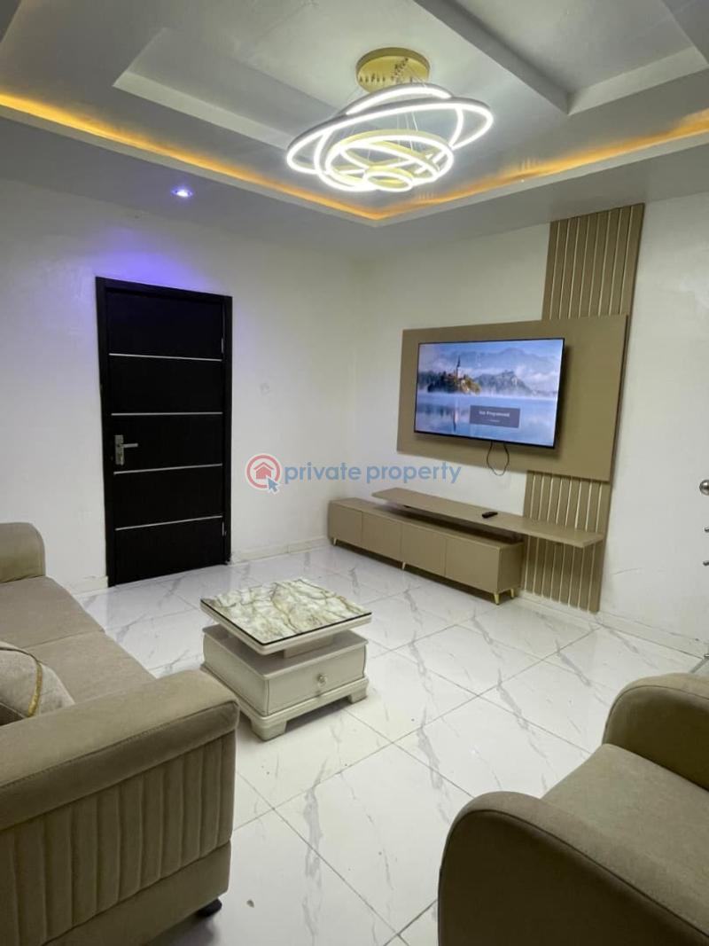 2 bedroom Shared Apartment Short let Itire-Ikate Surulere Lagos - 9