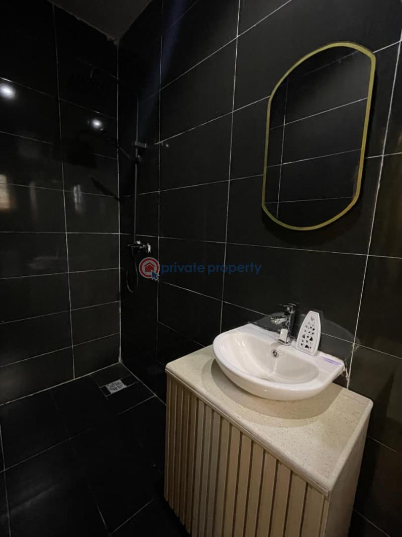 2 bedroom Shared Apartment Short let Itire-Ikate Surulere Lagos - 6