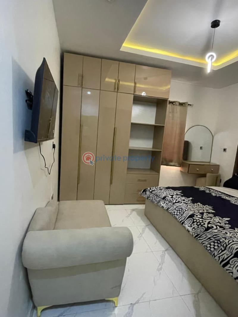 2 bedroom Shared Apartment Short let Itire-Ikate Surulere Lagos - 1