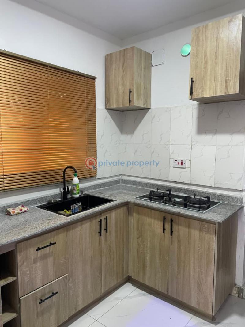 2 bedroom Shared Apartment Short let Itire-Ikate Surulere Lagos - 8