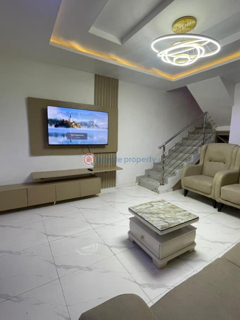 2 bedroom Shared Apartment Short let Itire-Ikate Surulere Lagos - 10