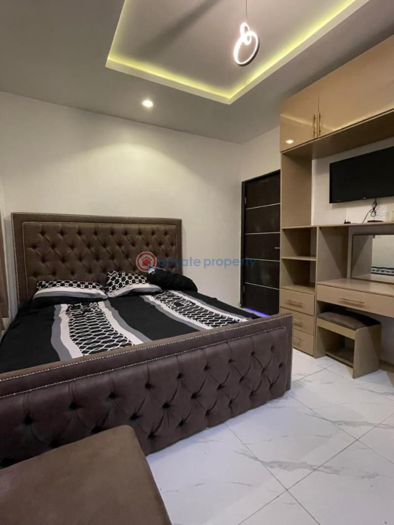 2 bedroom Shared Apartment Short let Itire-Ikate Surulere Lagos - 5