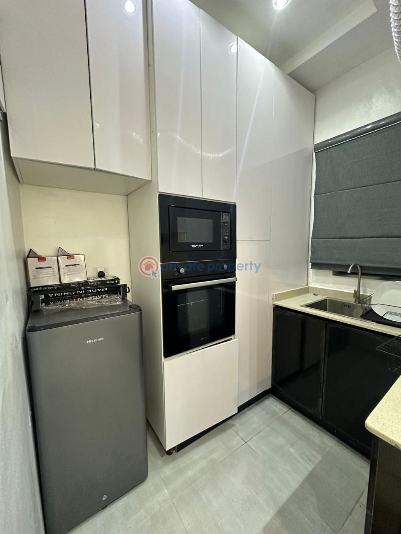 2 bedroom Shared Apartment For Rent Oniru Victoria Island Lagos - 9