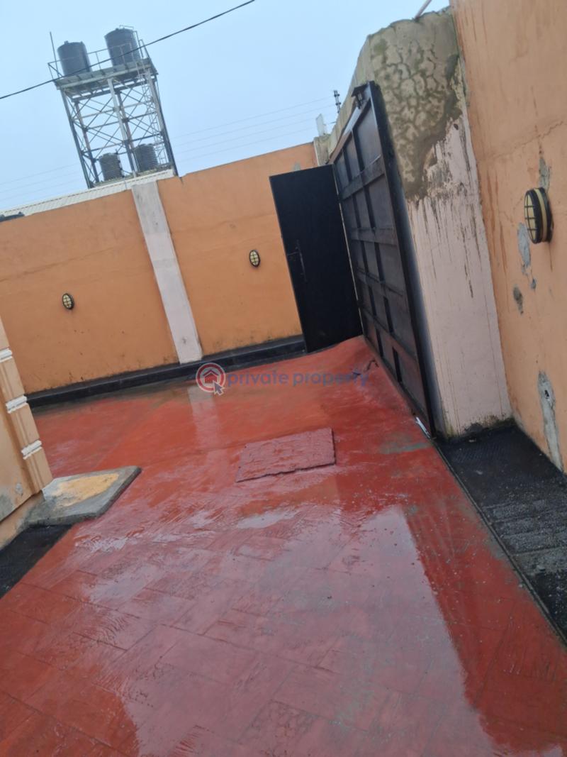 10 bedroom Room or Boys Quarter For Sale Makogi Magboro Lagos Extension Ogun - 3