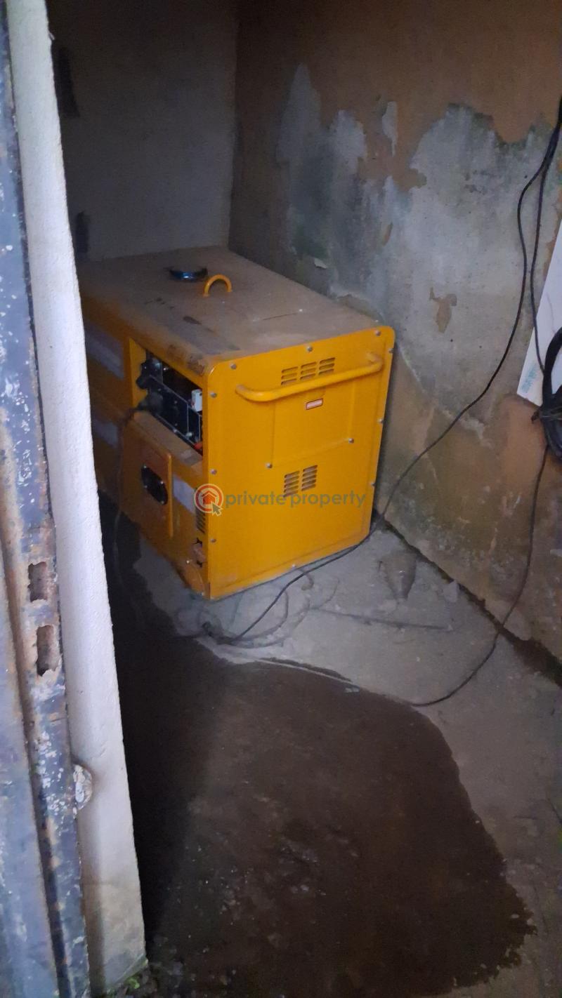 10 bedroom Room or Boys Quarter For Sale Makogi Magboro Lagos Extension Ogun - 1
