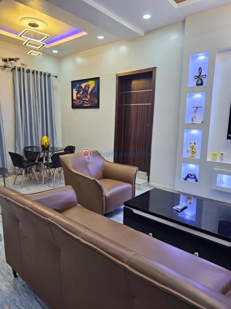Tastefully furnished 2bedroom apartment - 4 2 bedroom Block Of Flats Short let By Magistrate Court, Off Ogba Road, Off Oba Akran Way, Oba Akran Ikeja Lagos - 4