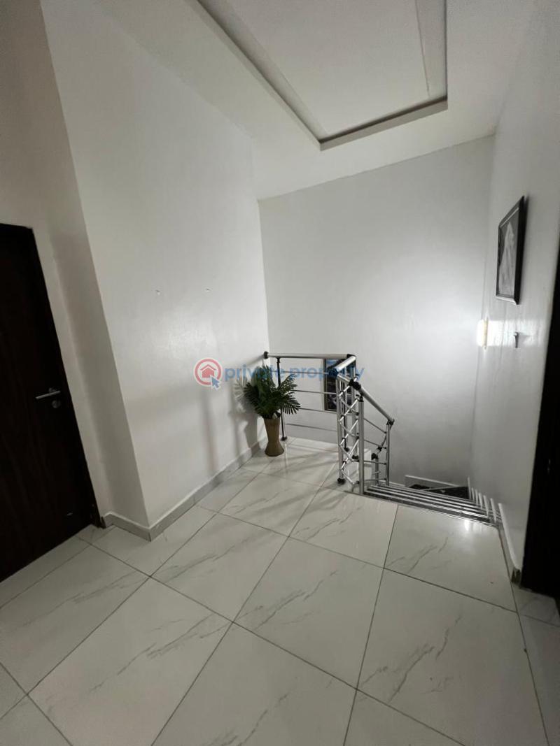 2 bedroom Block Of Flats For Rent Garki Abuja Phase 1  - 4