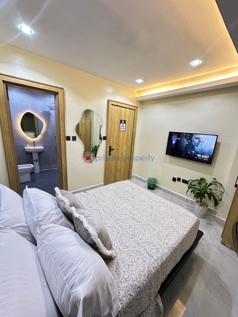 2 bedroom Block Of Flats Short let Wuse Zone 2, Wuse II Abuja Phase 1  - 2