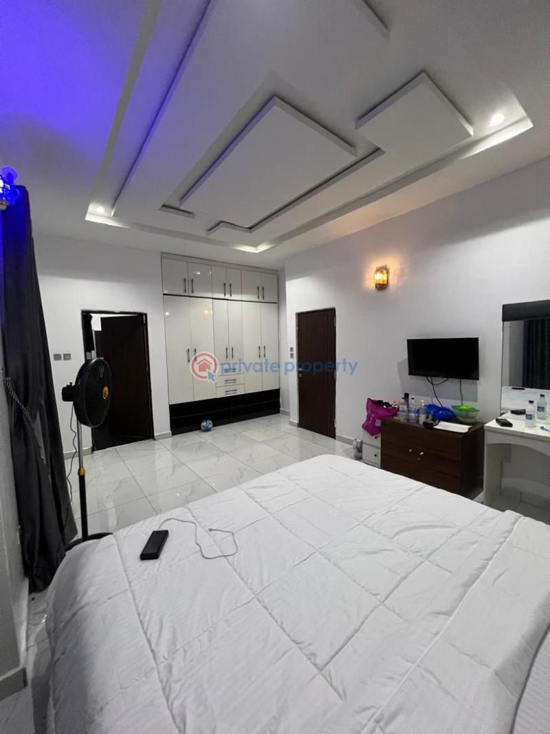 2 bedroom Block Of Flats For Rent Garki Abuja Phase 1  - 1