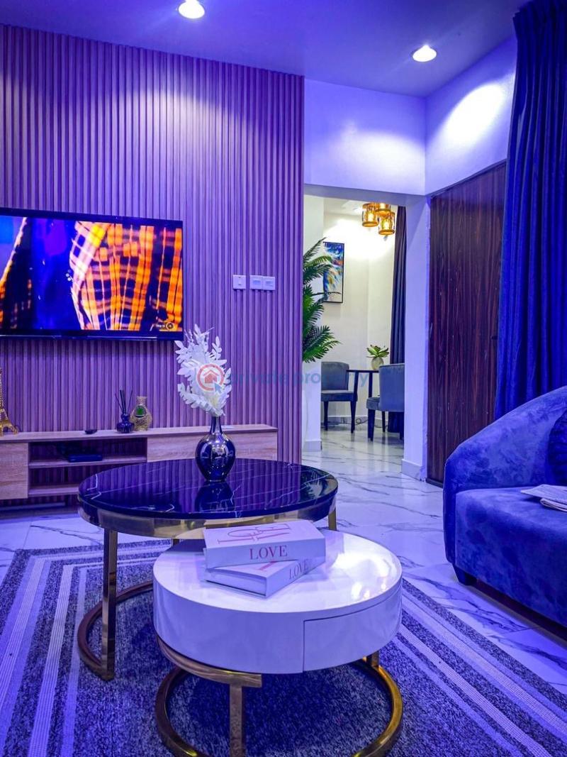 3 bedroom Block Of Flats Short let Yaba Lagos - 10