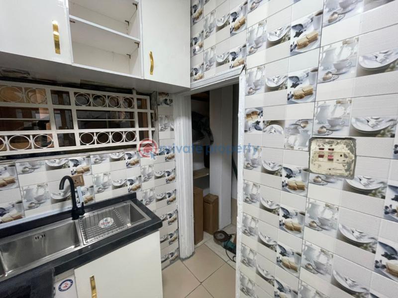 3 bedroom Flat & Apartment For Rent Olugbosi Close Victoria Island Lagos - 2