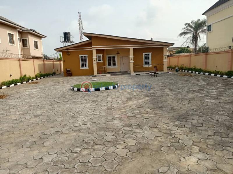3 bedroom Block Of Flats For Sale Badore Ajah Lagos Ajah Lagos - 1