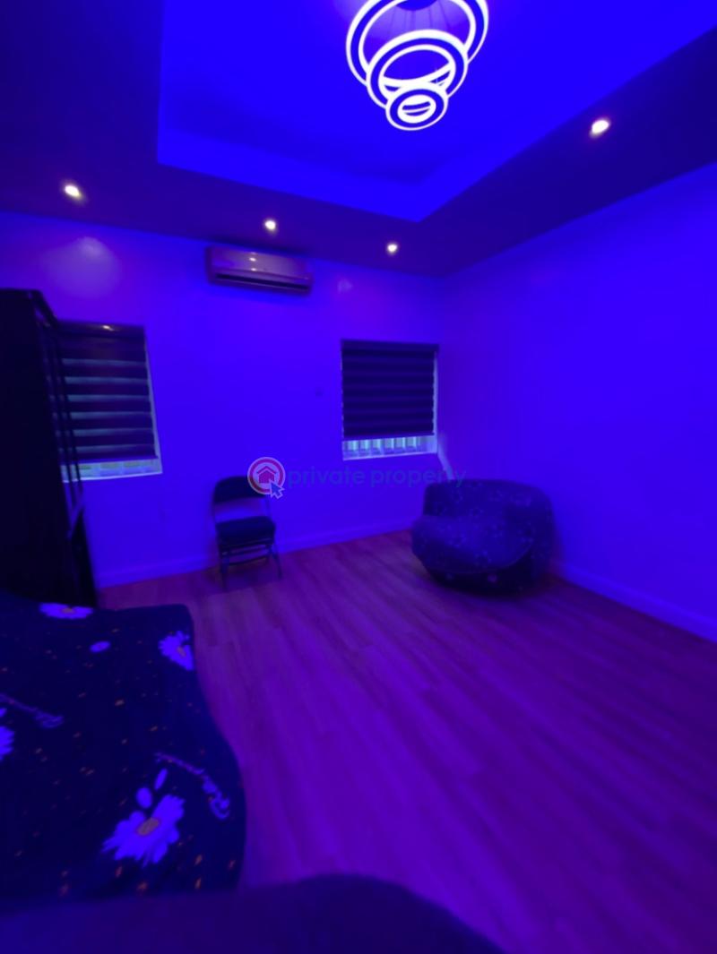 3 bedroom Commercial Property Short let Opebi Ikeja Lagos - 3