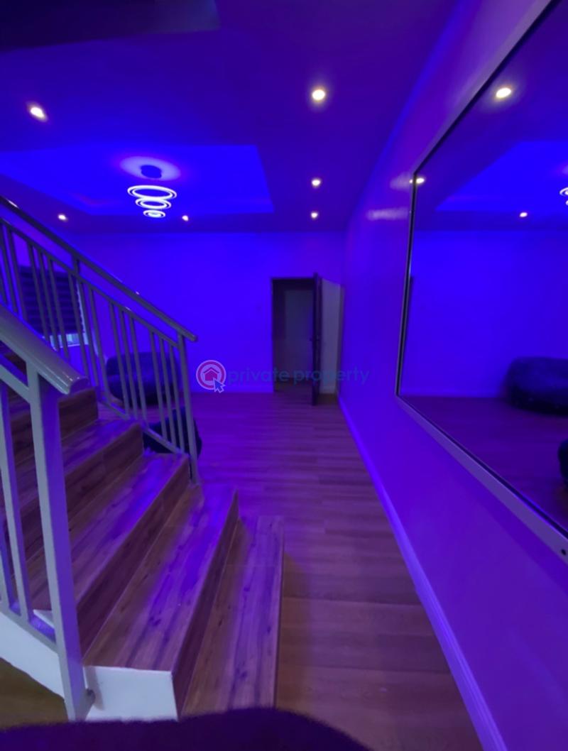 3 bedroom Commercial Property Short let Opebi Ikeja Lagos - 2