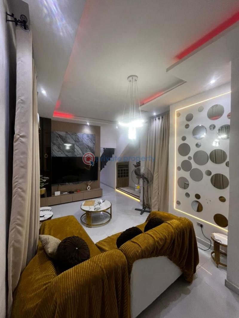 3 bedroom Block Of Flats Short let Adeniyi Jones Ikeja Lagos - 0