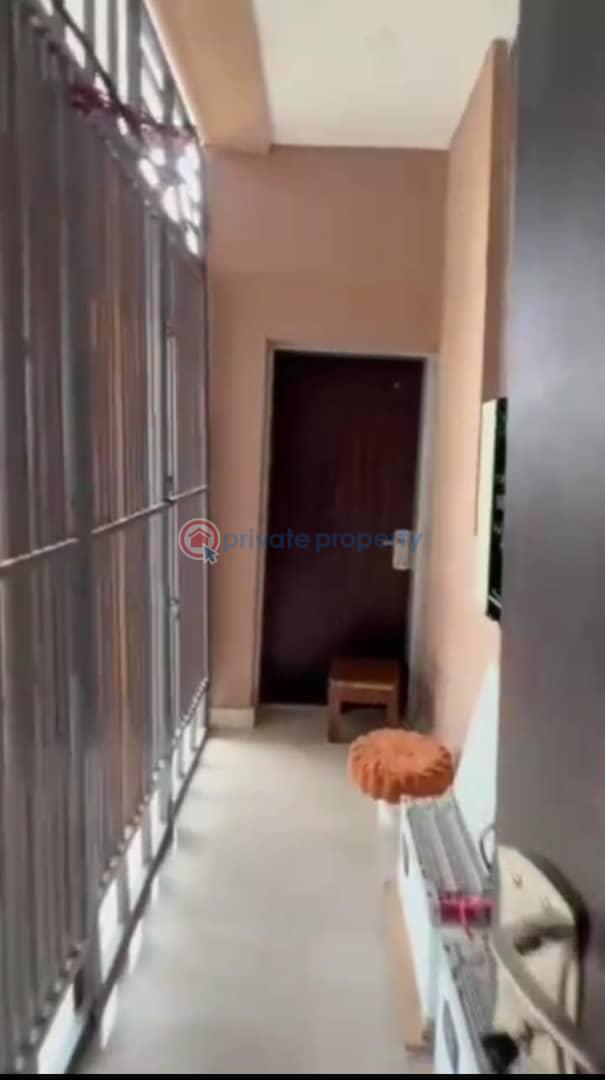 3 bedroom Terraced Duplex For Sale Dantata Estate Gwarimpa Abuja Phase 3  - 4