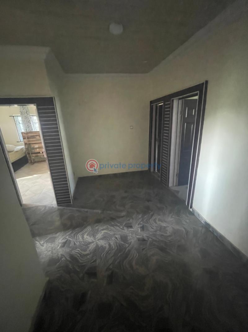 3 bedroom Block Of Flats For Rent Badore Ajah Lagos - 10