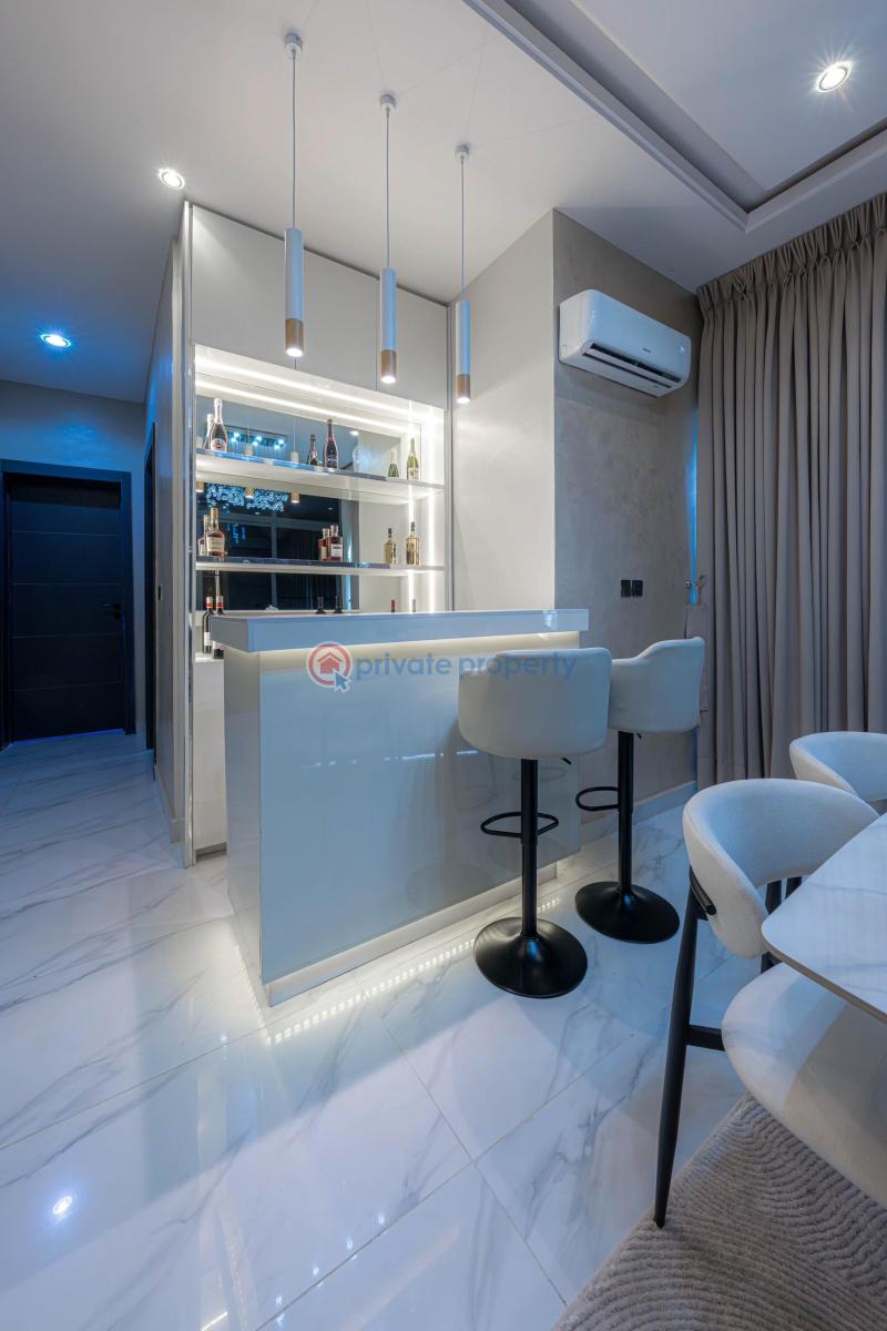 Tastefully furnished 3bedroom apartment with swimming pool - 2 3 bedroom Block Of Flats Short let Phase 1, Lekki Phase 1 Lagos - 2