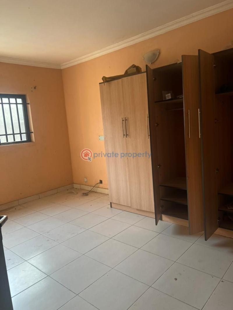 3 bedroom Detached Bungalow For Sale Mayfair Gardens Estate Awoyaya Ajah Lagos - 8