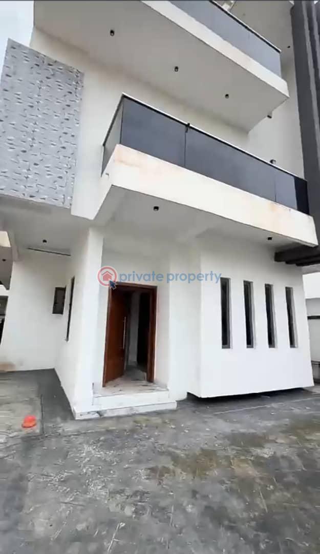 4 bedroom Detached Duplex For Rent Off Mobil Road Ilaje Ilaje Ajah Lagos