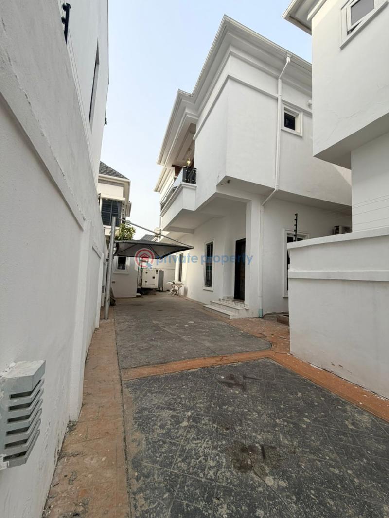 4 bedroom Semi detached Duplex For Sale Oral Estate Just After The 2nd Toll Gate Lekki Lagos - 1