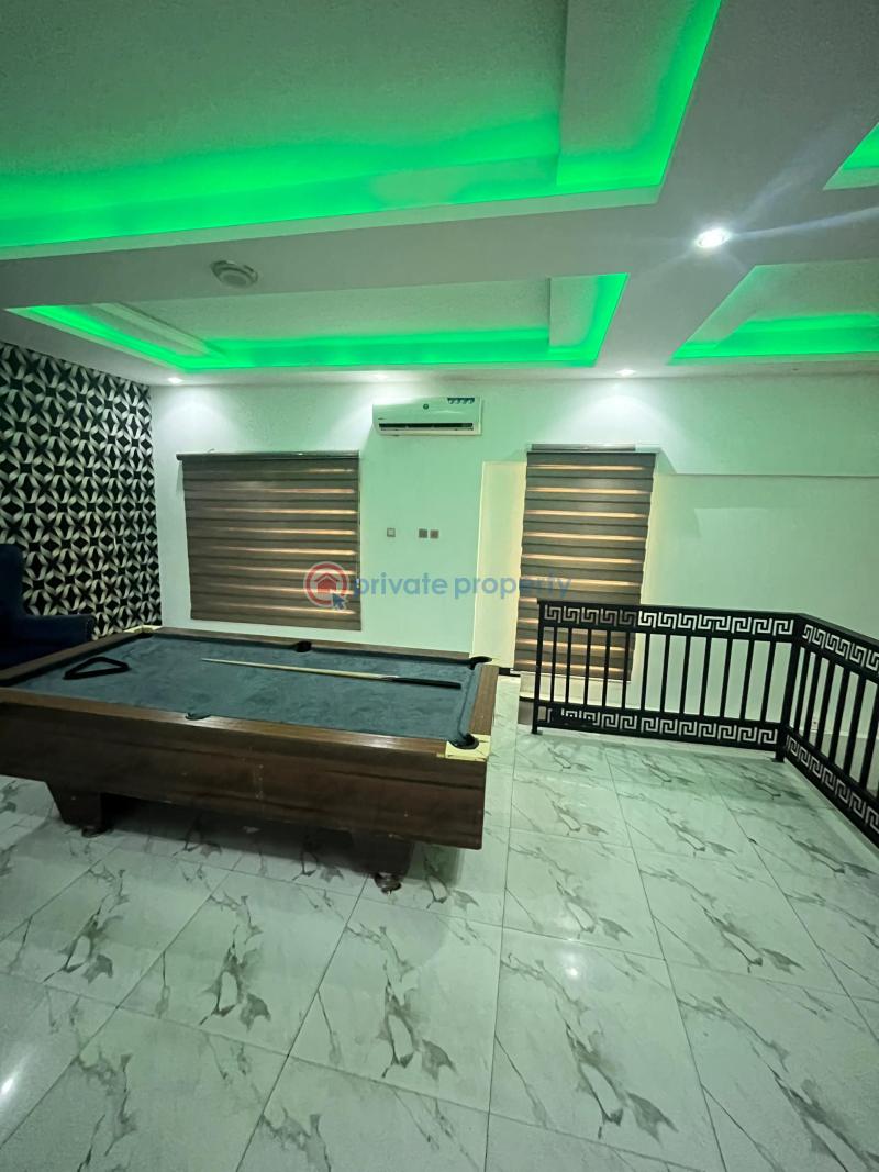 4 bedroom Shared Apartment Short let Magodo GRA Phase 2 Kosofe/Ikosi Lagos - 0
