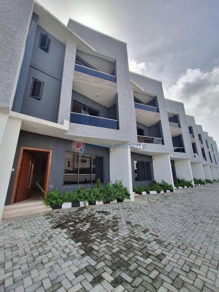4 bedroom Semi detached Duplex Short let Location: Unit 9, Cascade Row, Buniameen Oyekan Alao Close, Creek Lane Estate, Dr Kennedy Okonkwo Way, Ajiran, Lekki, Lagos Lekki Phase 1 Lagos - 0