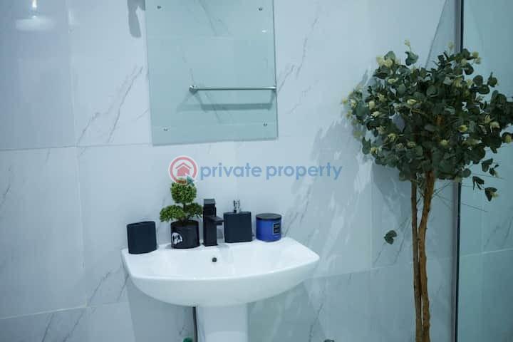 4 bedroom Semi detached Duplex Short let Location: Unit 9, Cascade Row, Buniameen Oyekan Alao Close, Creek Lane Estate, Dr Kennedy Okonkwo Way, Ajiran, Lekki, Lagos Lekki Phase 1 Lagos - 9