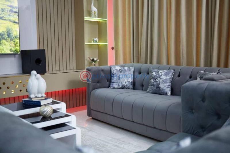 4 bedroom Semi detached Duplex Short let Location: Unit 9, Cascade Row, Buniameen Oyekan Alao Close, Creek Lane Estate, Dr Kennedy Okonkwo Way, Ajiran, Lekki, Lagos Lekki Phase 1 Lagos - 19