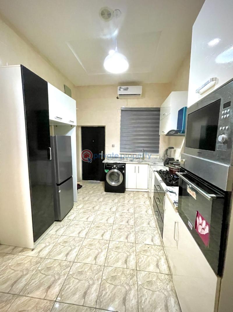 4 bedroom Shared Apartment Short let Ikota Lekki Lagos - 9